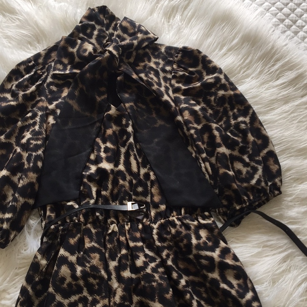 Vince Camuto. Leopard print dress - Picture 8 of 9